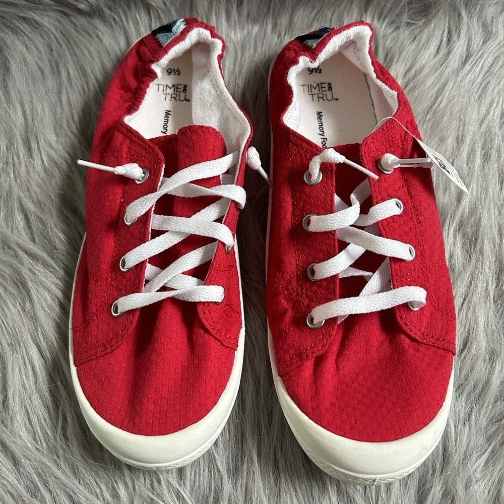 Time And Tru Slip On Shoes Women Size 9 1/2 Red Lightweight Memory Foam Sneakers